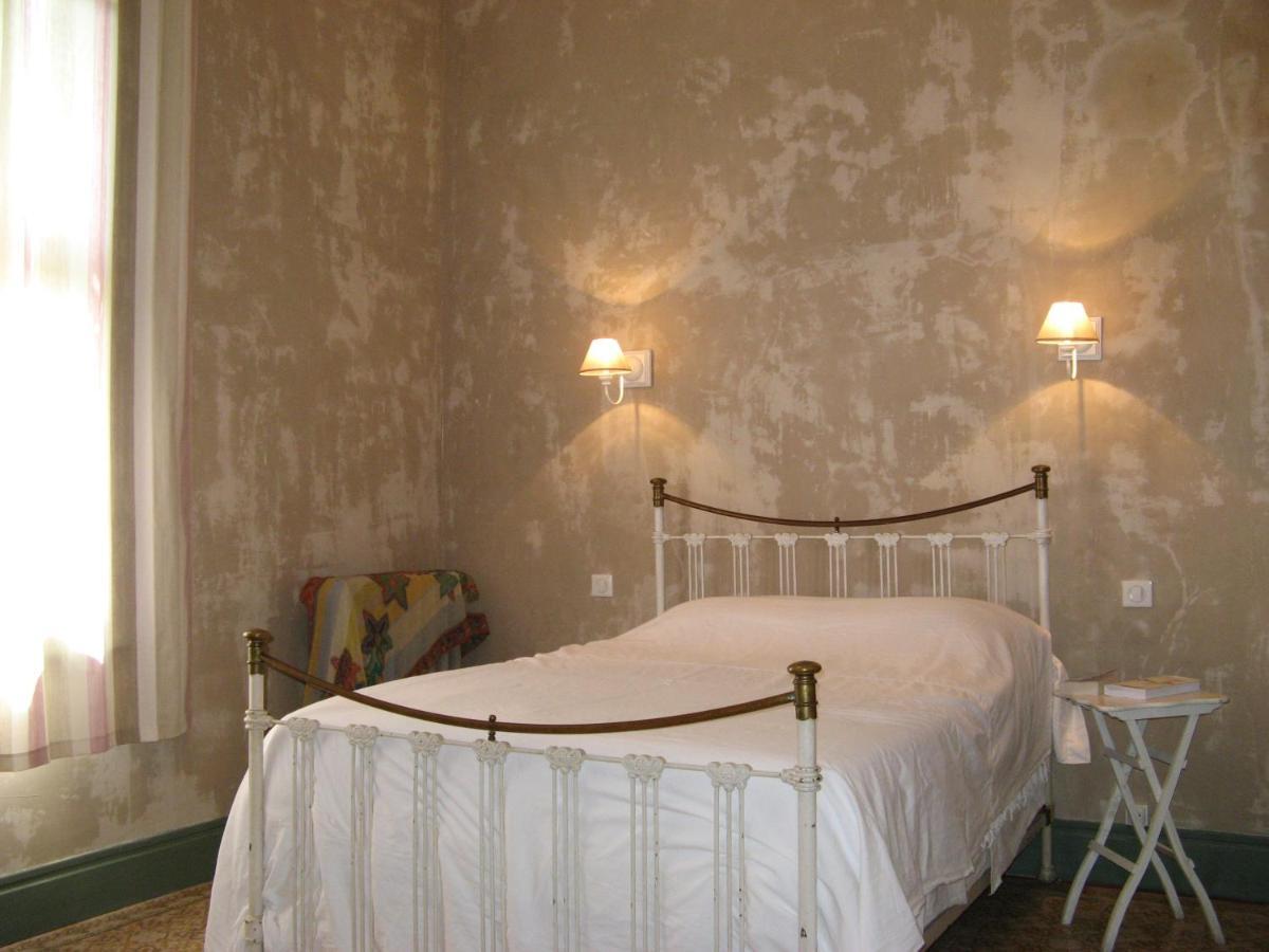 Les Remparts Bed & Breakfast Capestang Exterior foto
