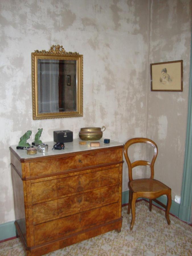Les Remparts Bed & Breakfast Capestang Exterior foto
