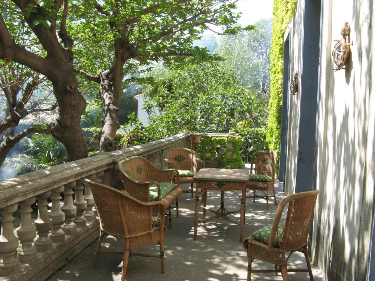 Les Remparts Bed & Breakfast Capestang Exterior foto