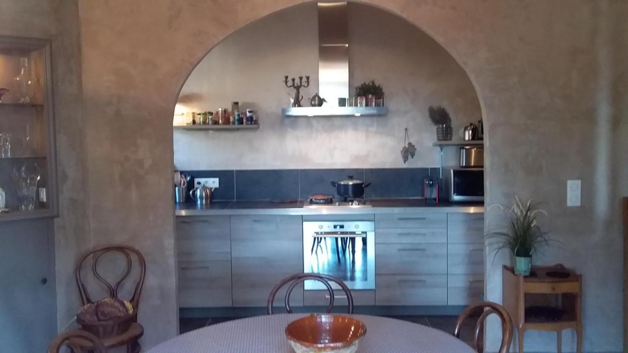 Les Remparts Bed & Breakfast Capestang Exterior foto